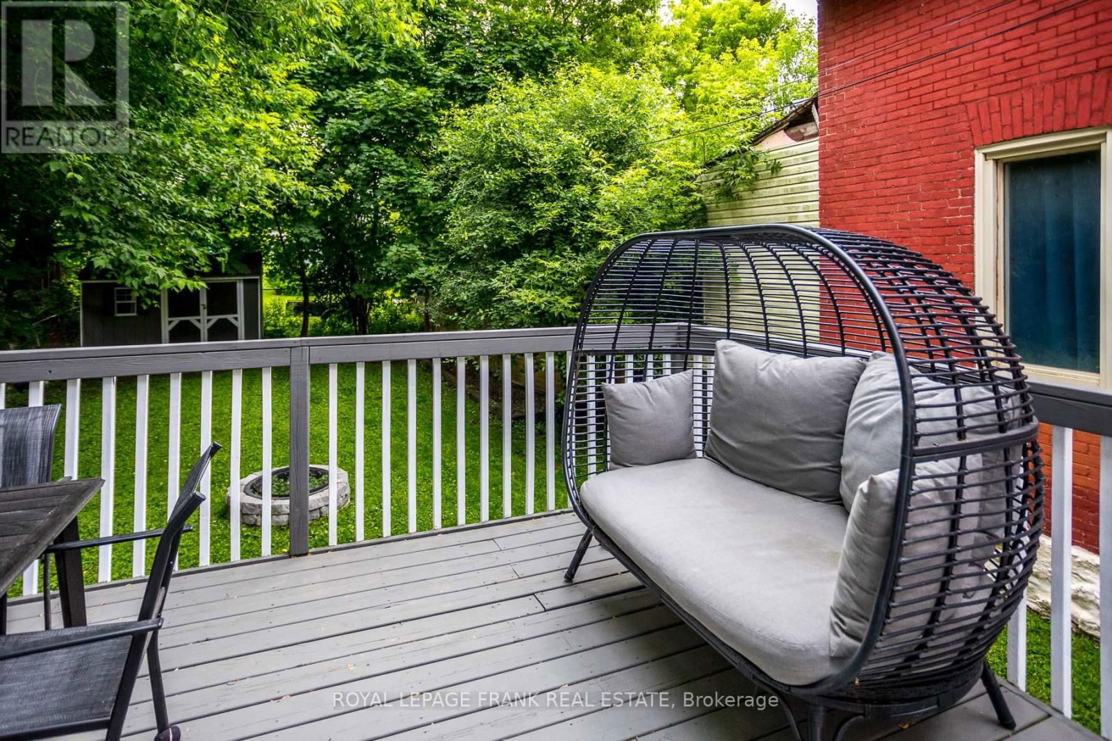 178 STEWART STREET Image 32