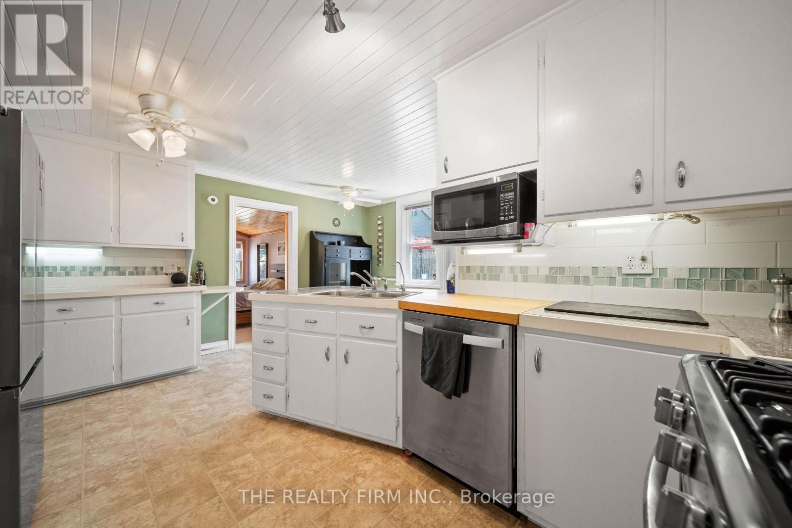 43 SOUTHWICK STREET Image 23