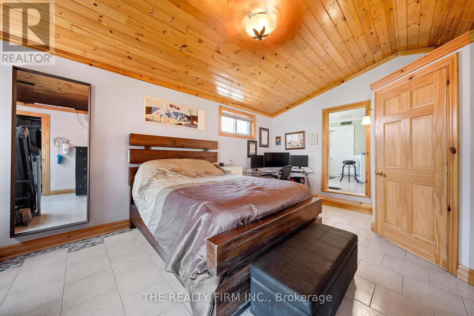 43 SOUTHWICK STREET Image 31
