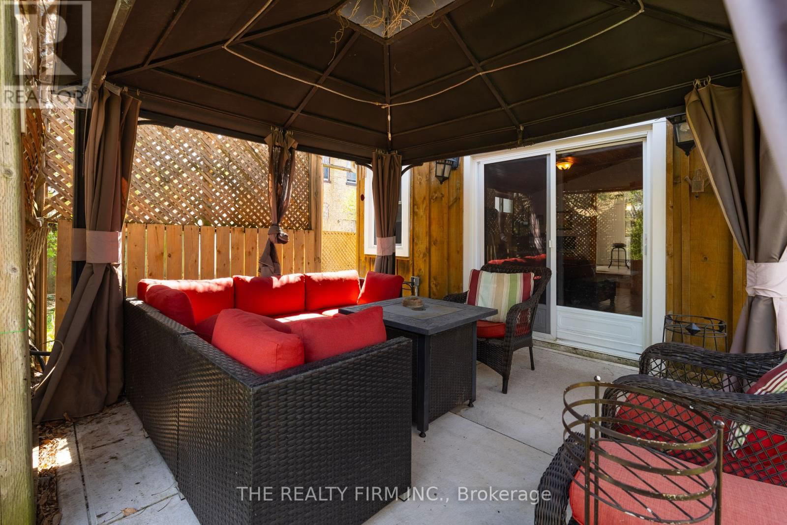 43 SOUTHWICK STREET Image 39