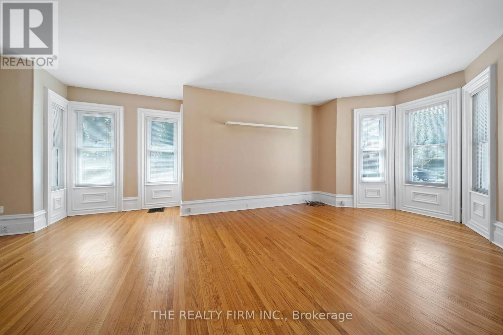 43 SOUTHWICK STREET Image 7