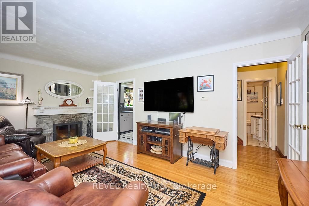 6343 DIVISION STREET Image 6