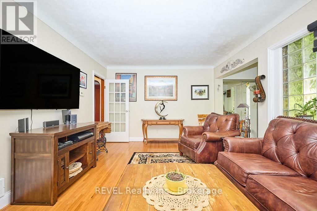 6343 DIVISION STREET Image 7