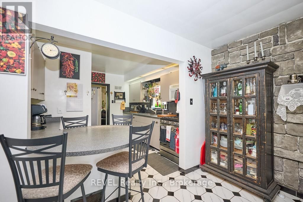 6343 DIVISION STREET Image 9