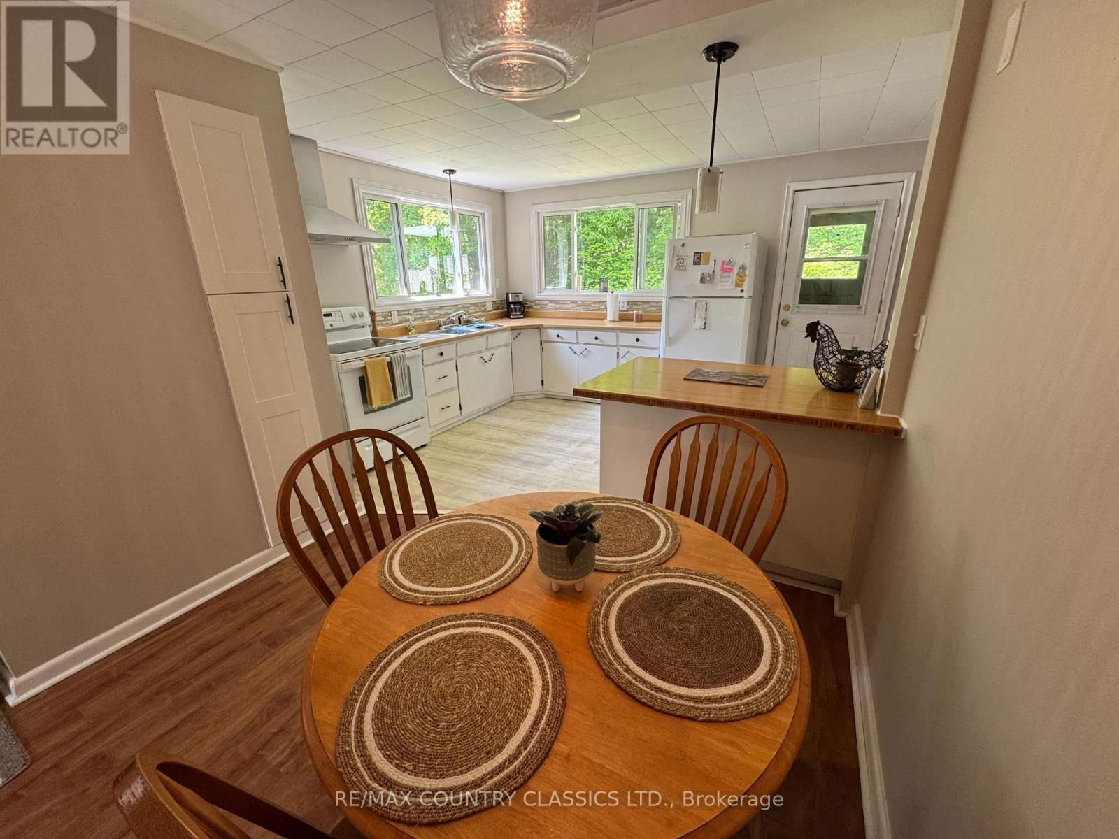 57 CROSS ROAD Image 12