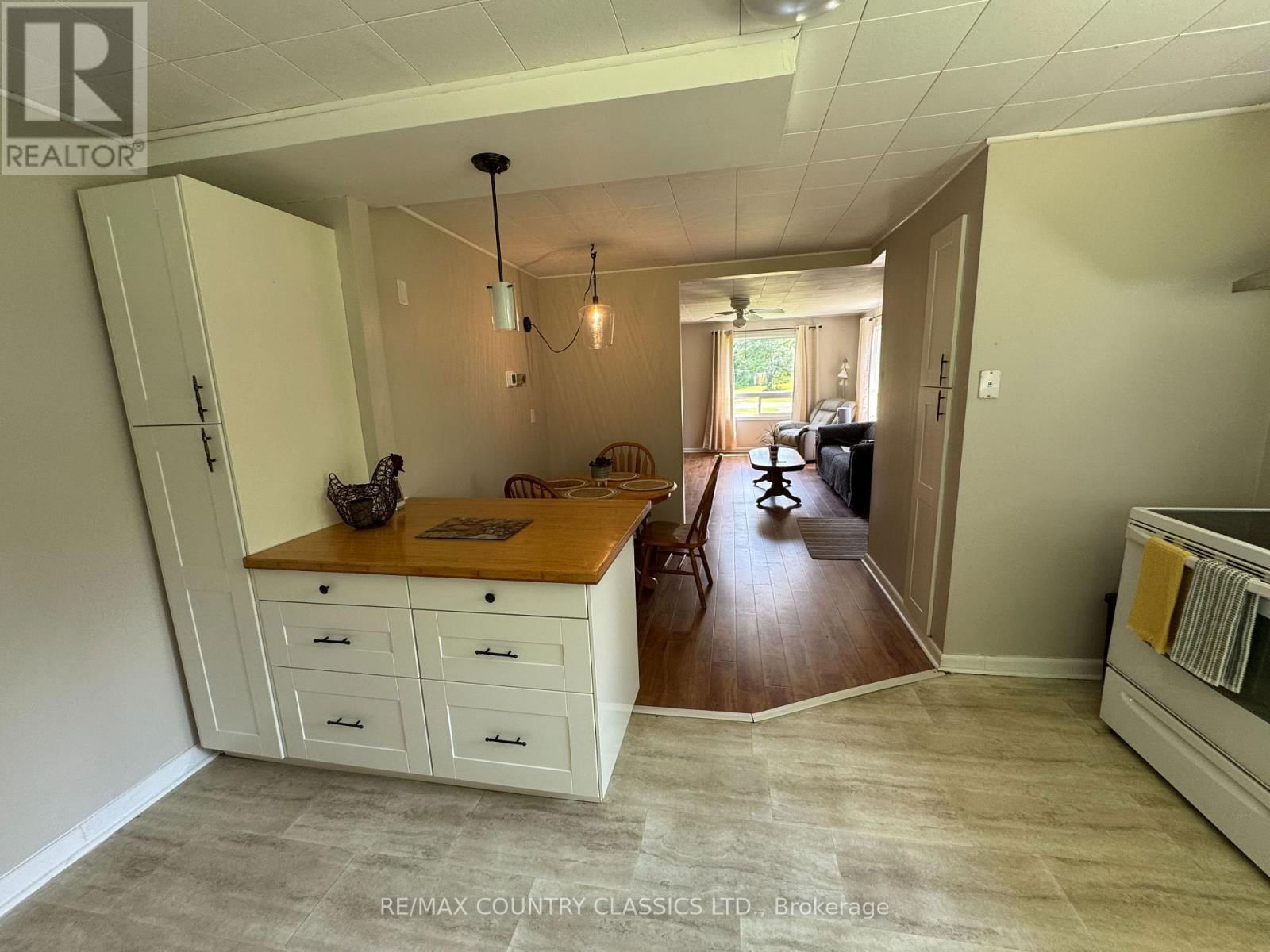 57 CROSS ROAD Image 14