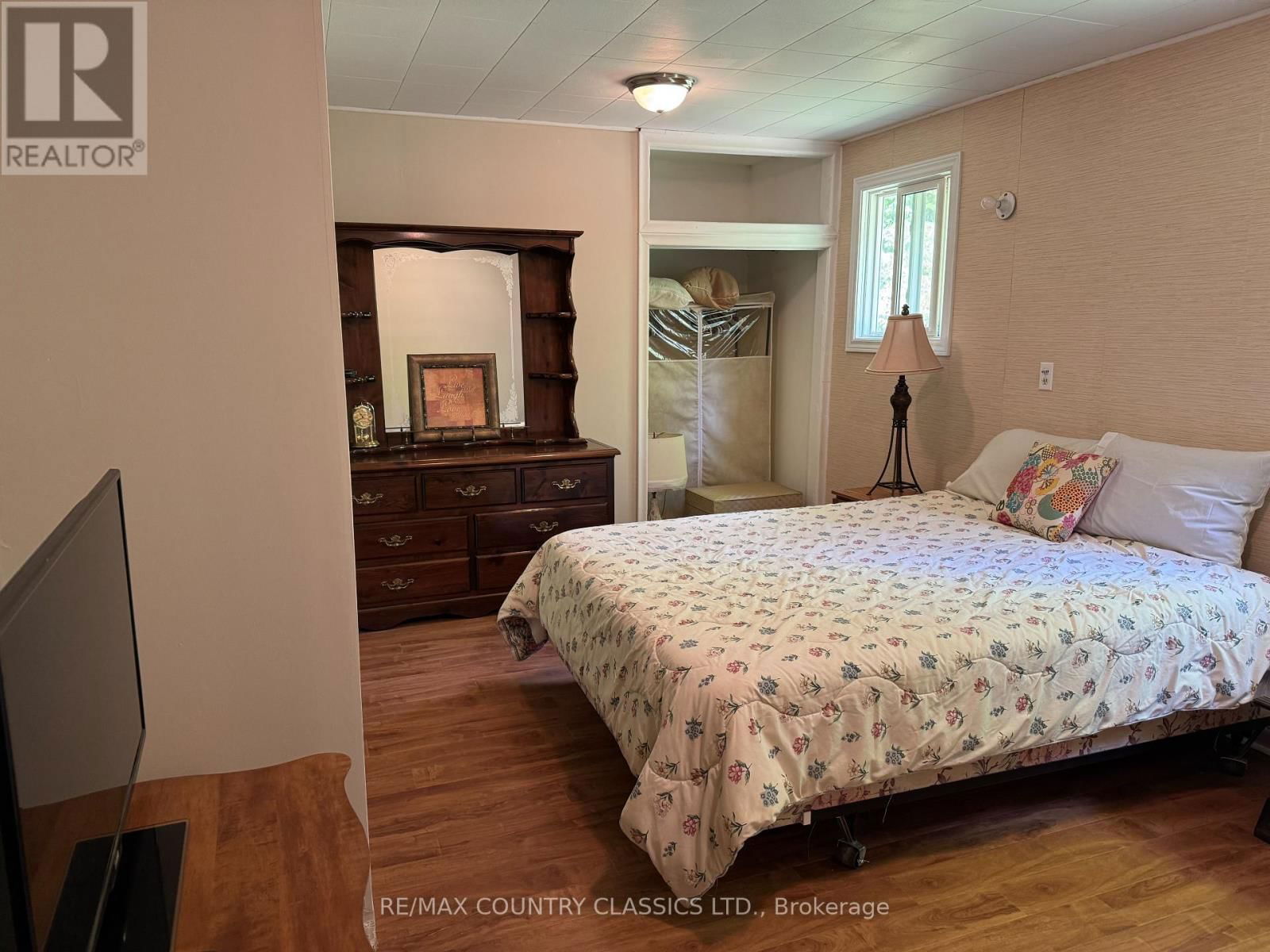 57 CROSS ROAD Image 17