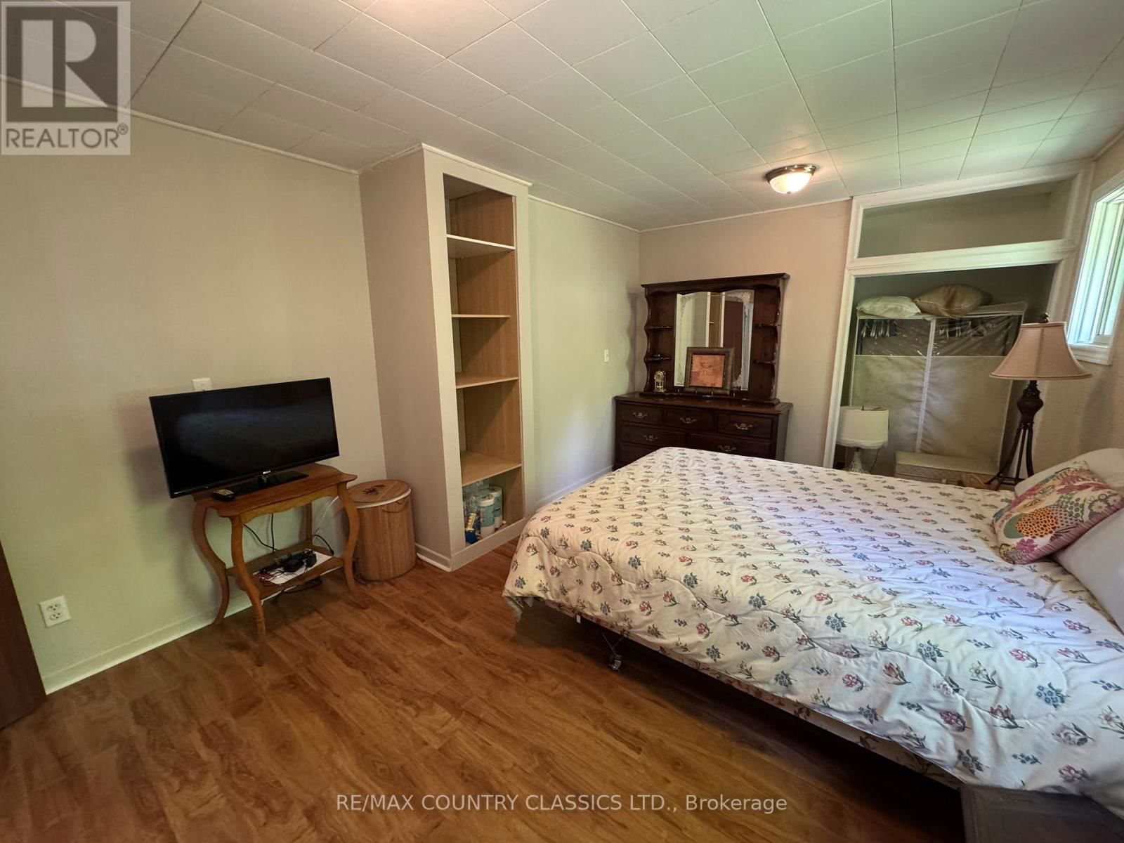 57 CROSS ROAD Image 18