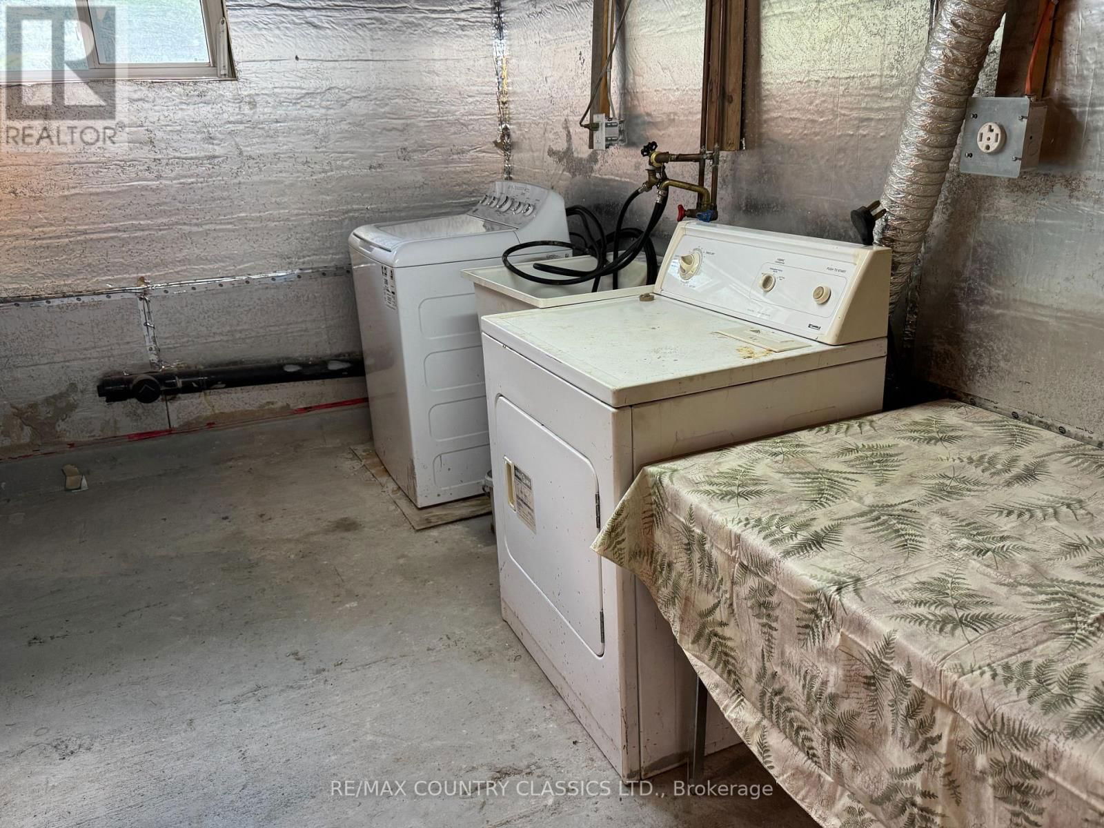 57 CROSS ROAD Image 24