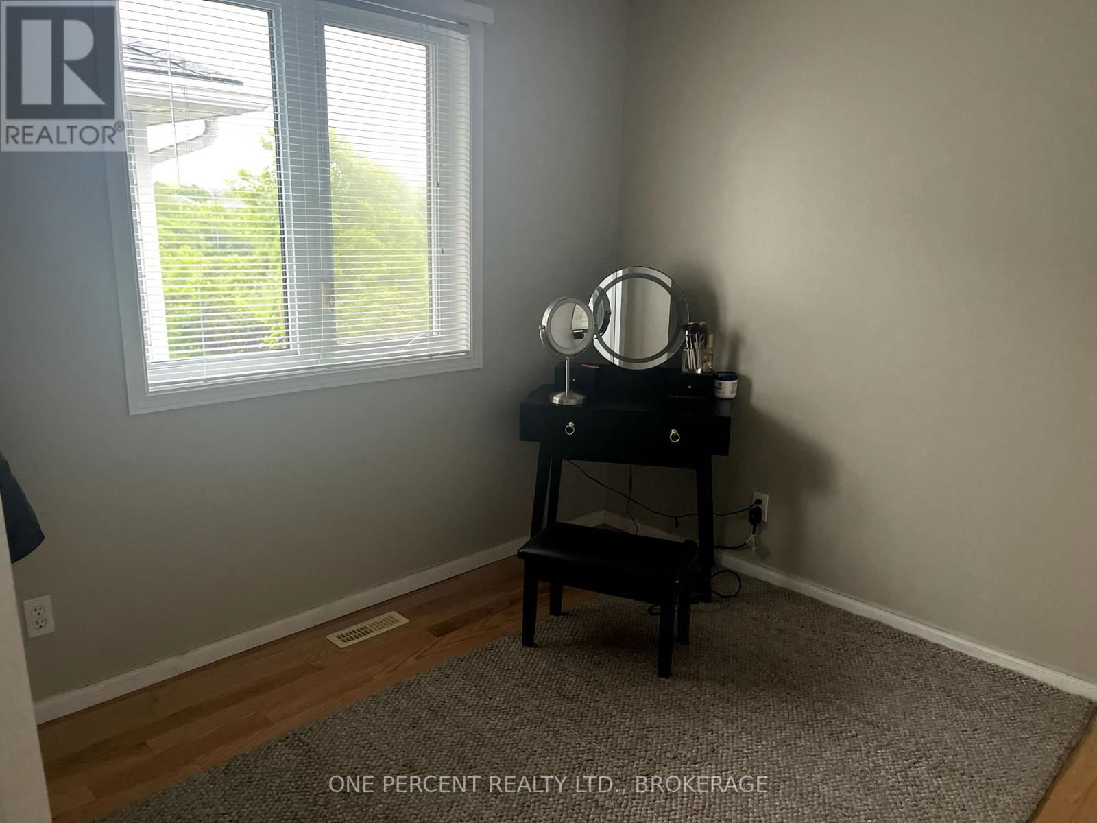 441 DOLSHIRE STREET Image 12