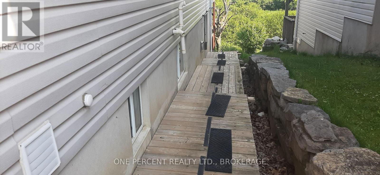 441 DOLSHIRE STREET Image 2