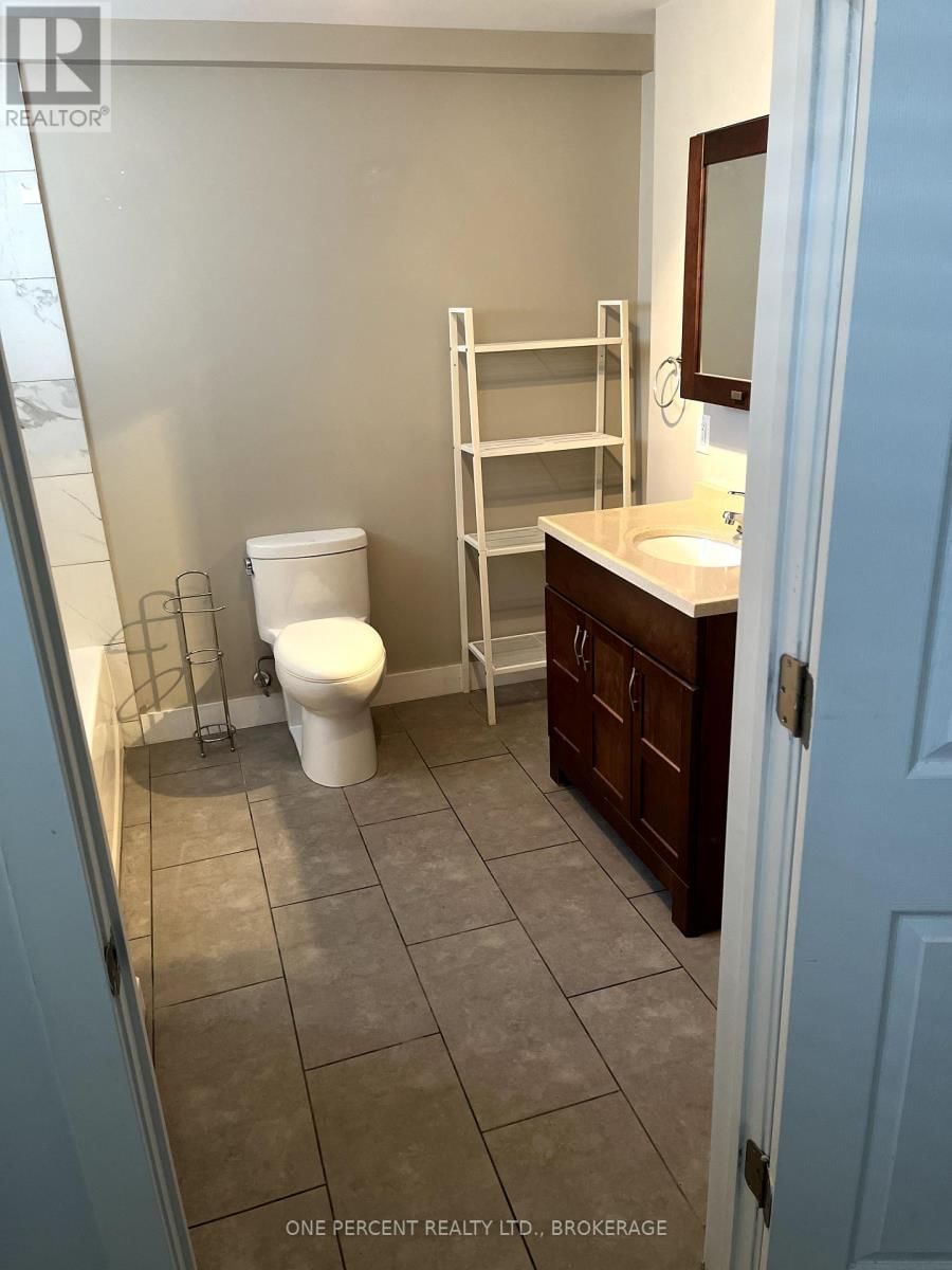 441 DOLSHIRE STREET Image 23