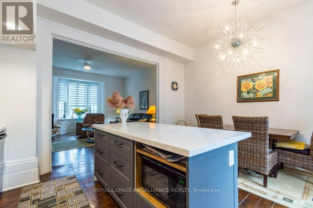 5 - 233 JOHN STREET Image 12