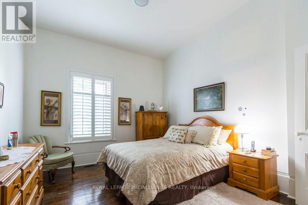 5 - 233 JOHN STREET Image 21