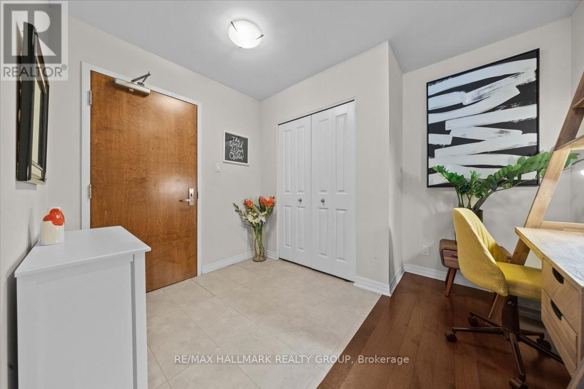 206 - 242 RIDEAU STREET Image 3