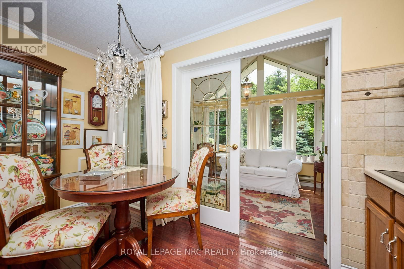 6 BURNESS DRIVE Image 10