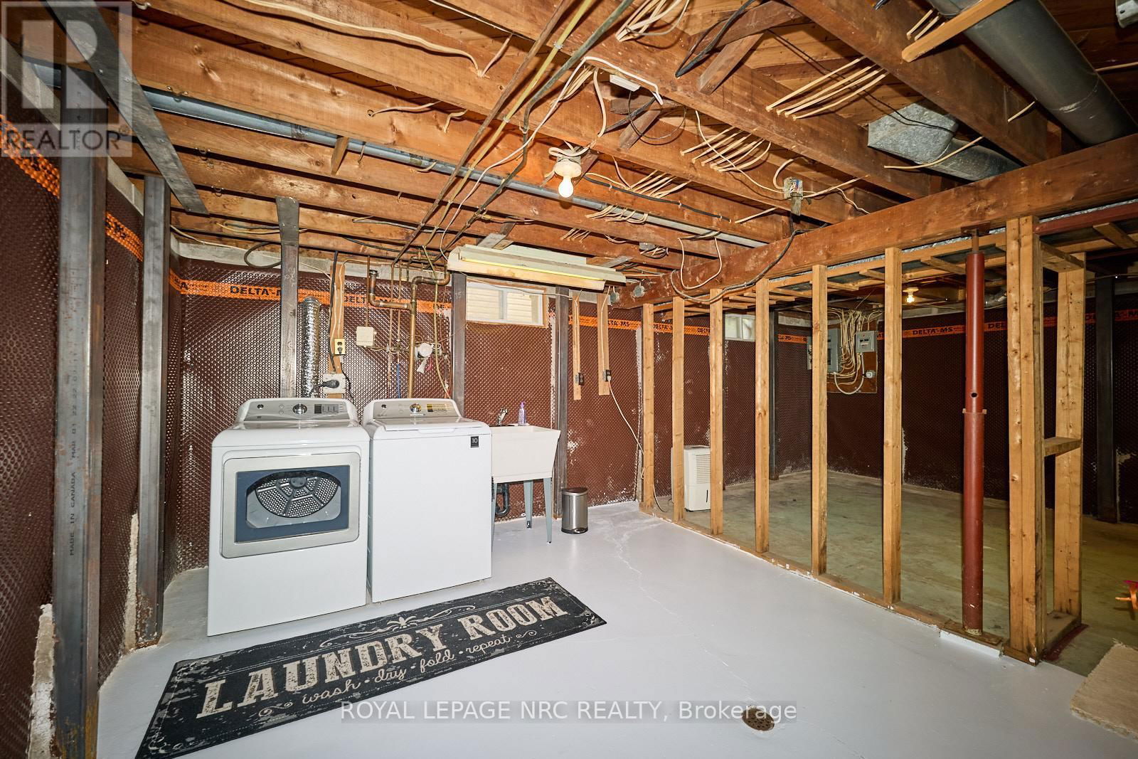6 BURNESS DRIVE Image 20