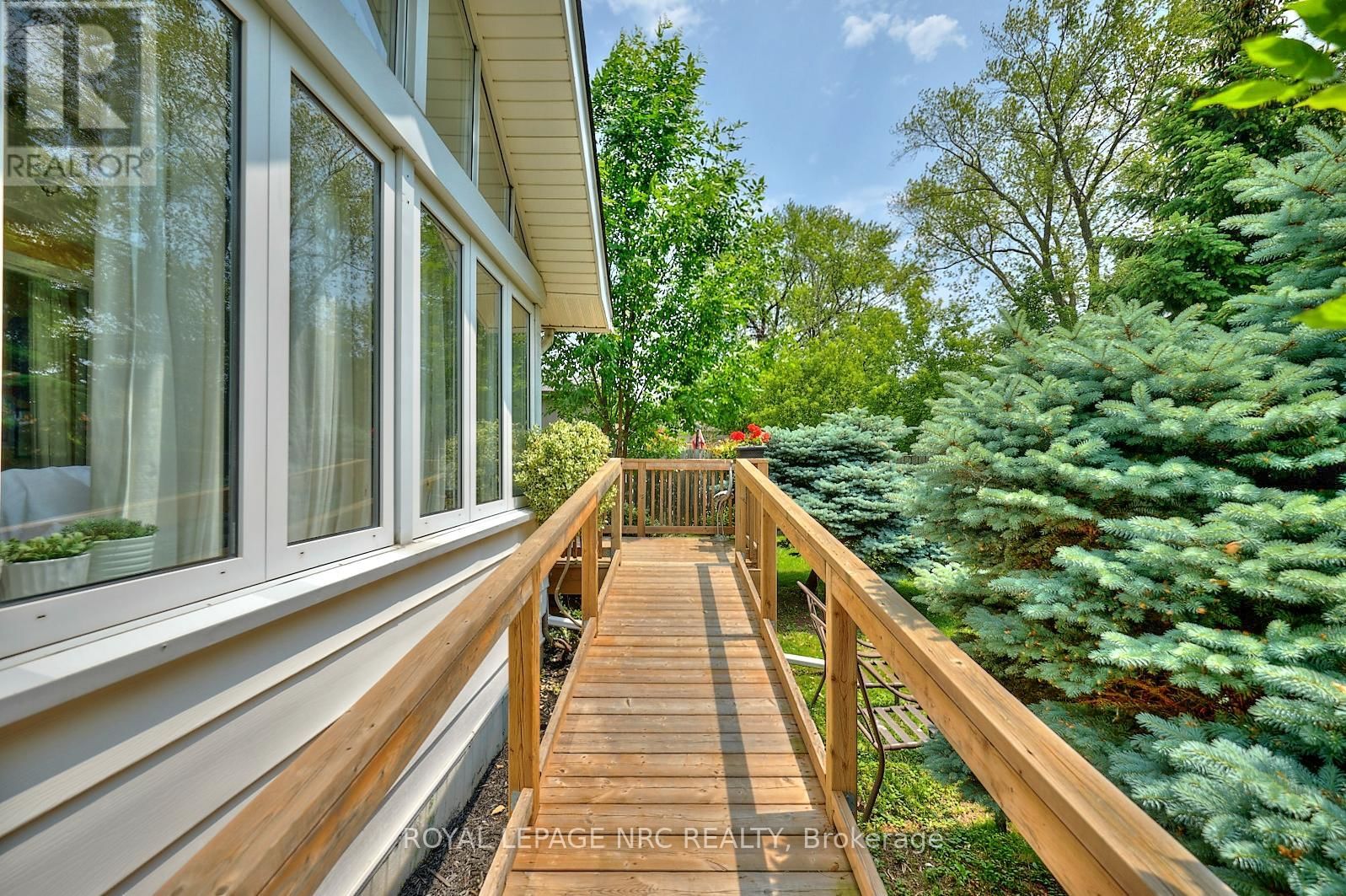 6 BURNESS DRIVE Image 24