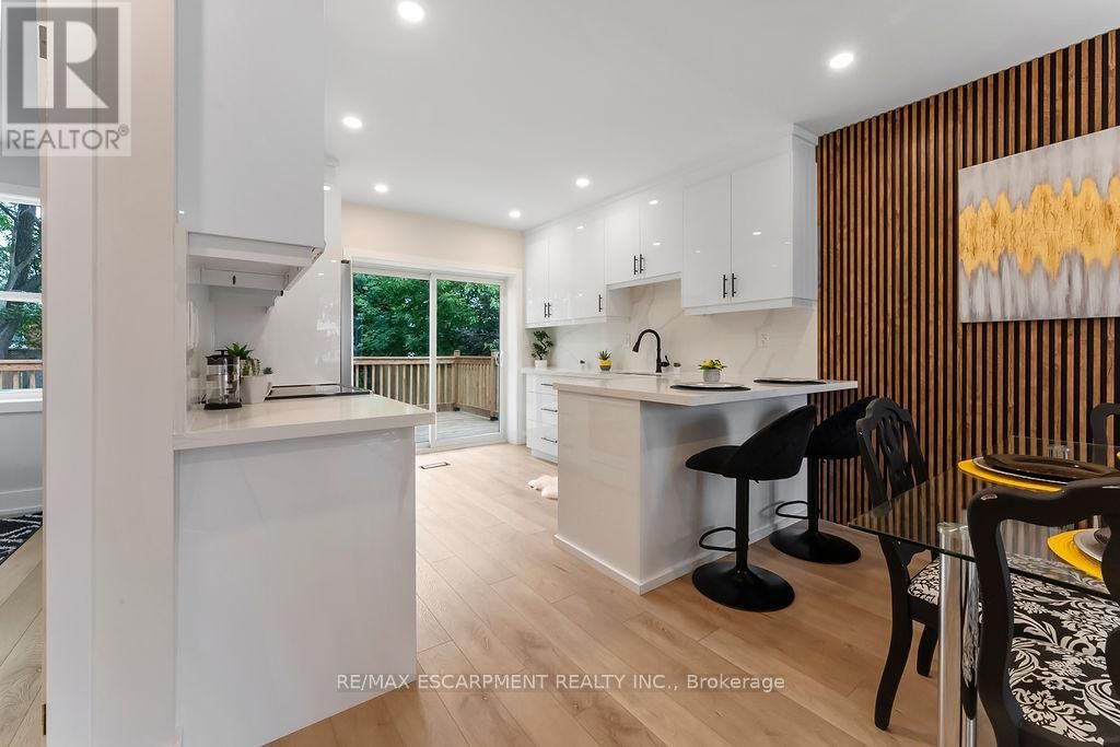 272 EAST 15TH STREET Image 15