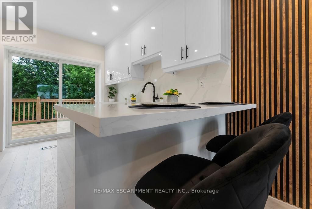 272 EAST 15TH STREET Image 19
