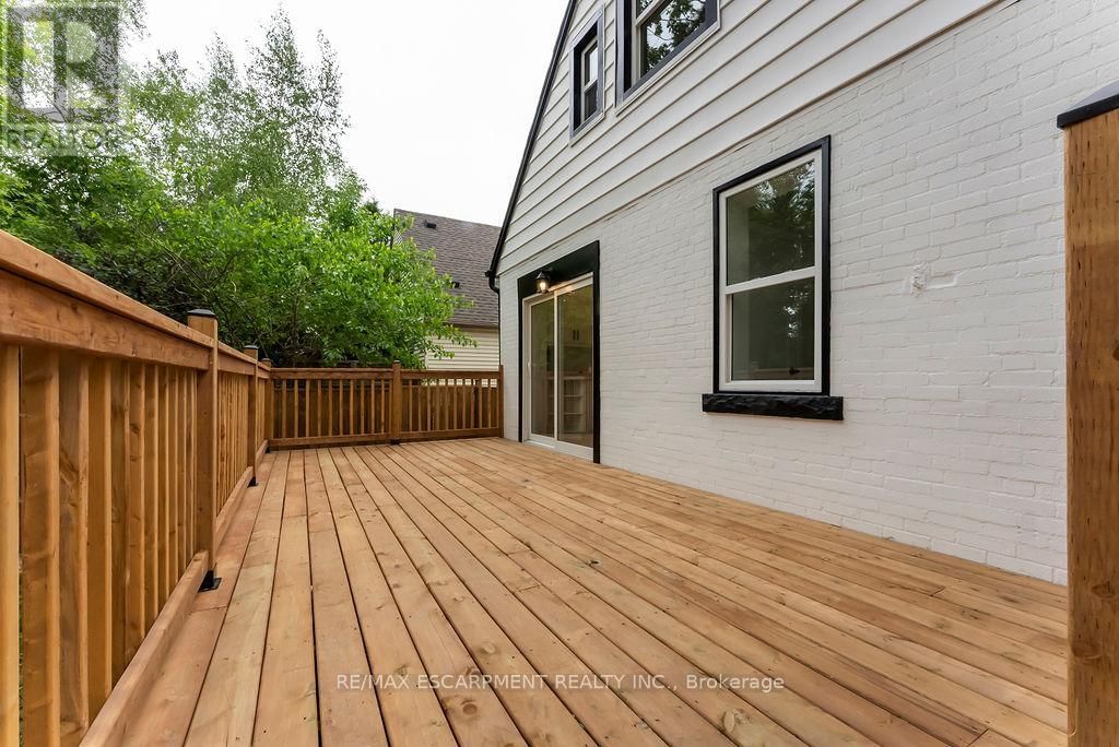 272 EAST 15TH STREET Image 33