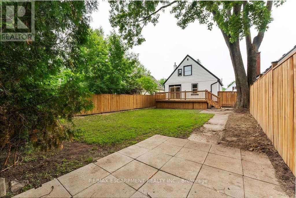 272 EAST 15TH STREET Image 35