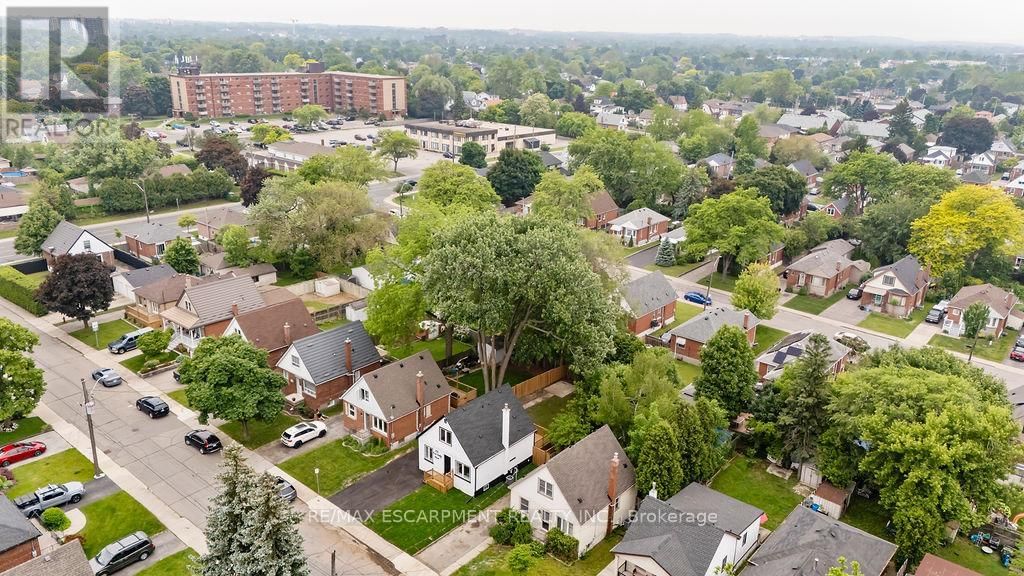 272 EAST 15TH STREET Image 39