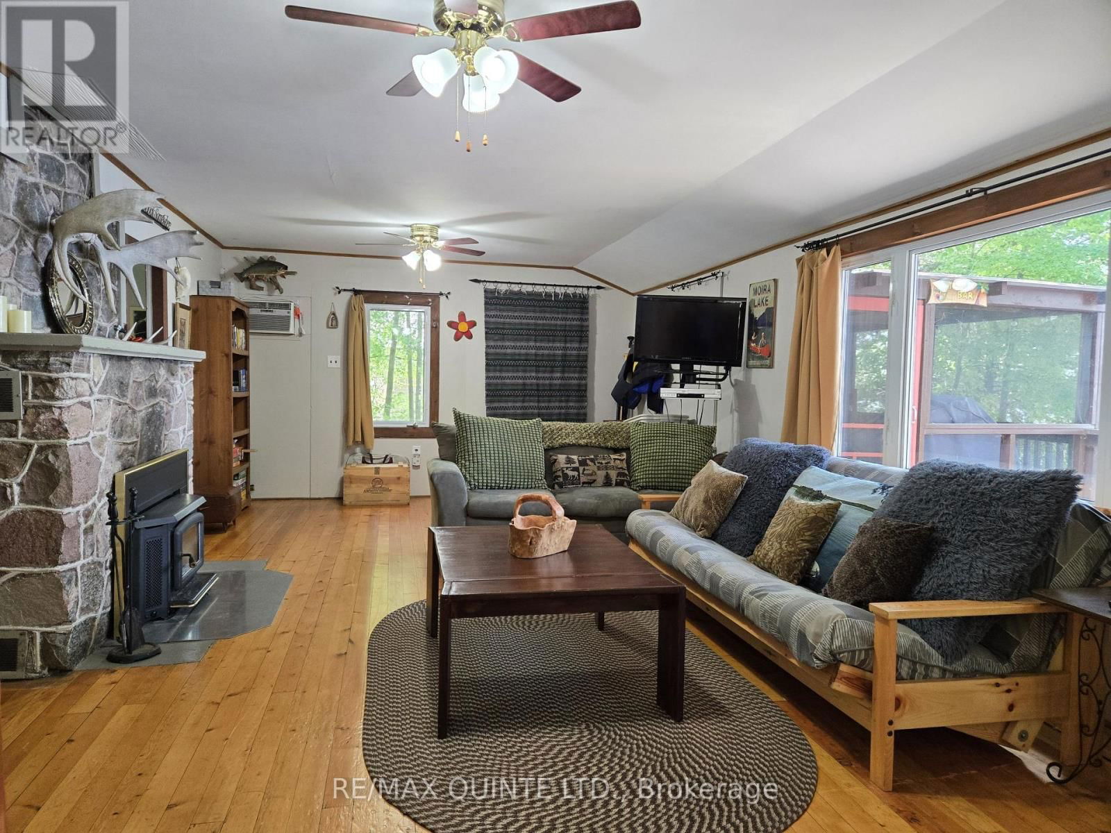 44 SETTER LANE Image 17