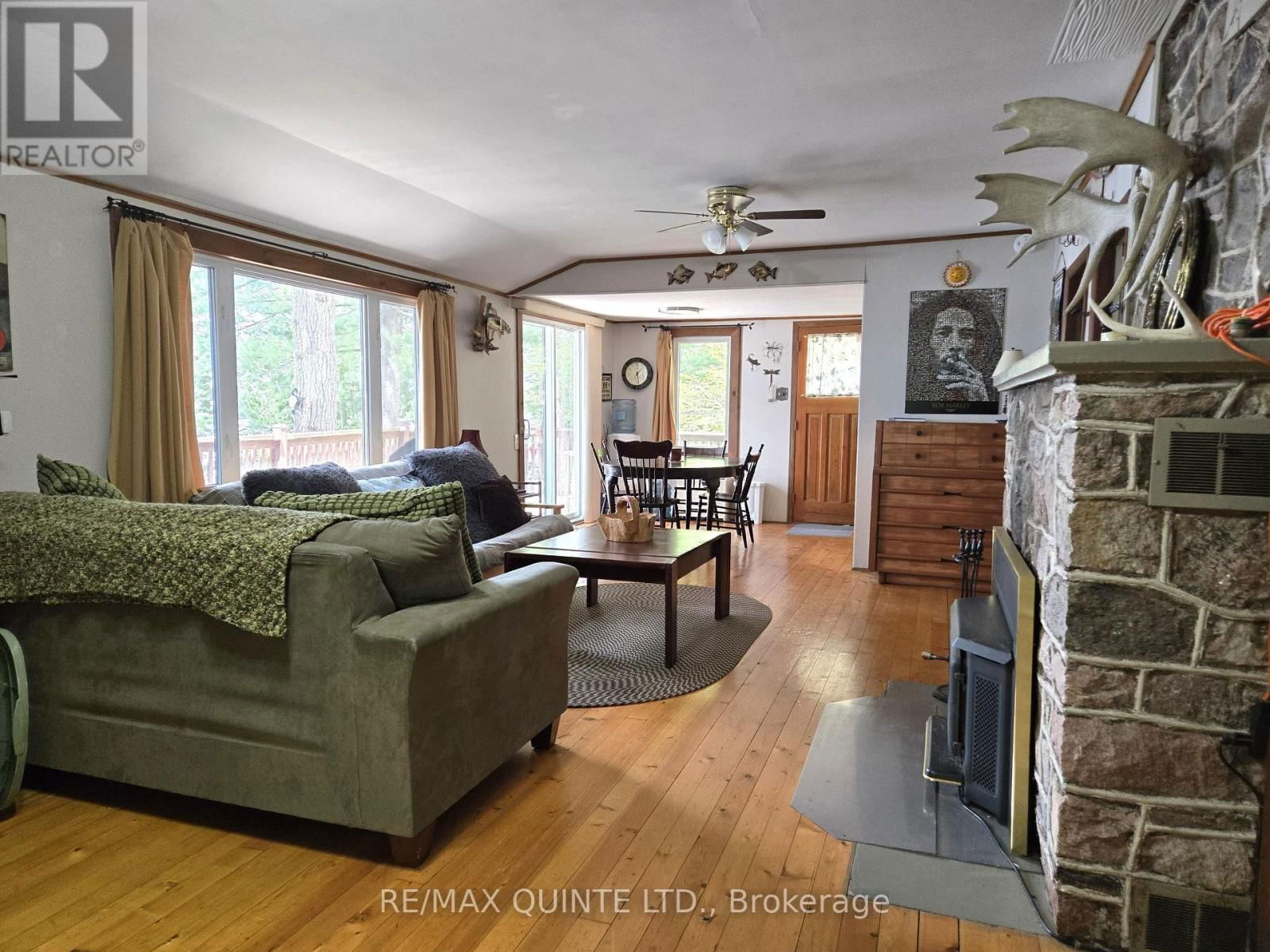 44 SETTER LANE Image 20