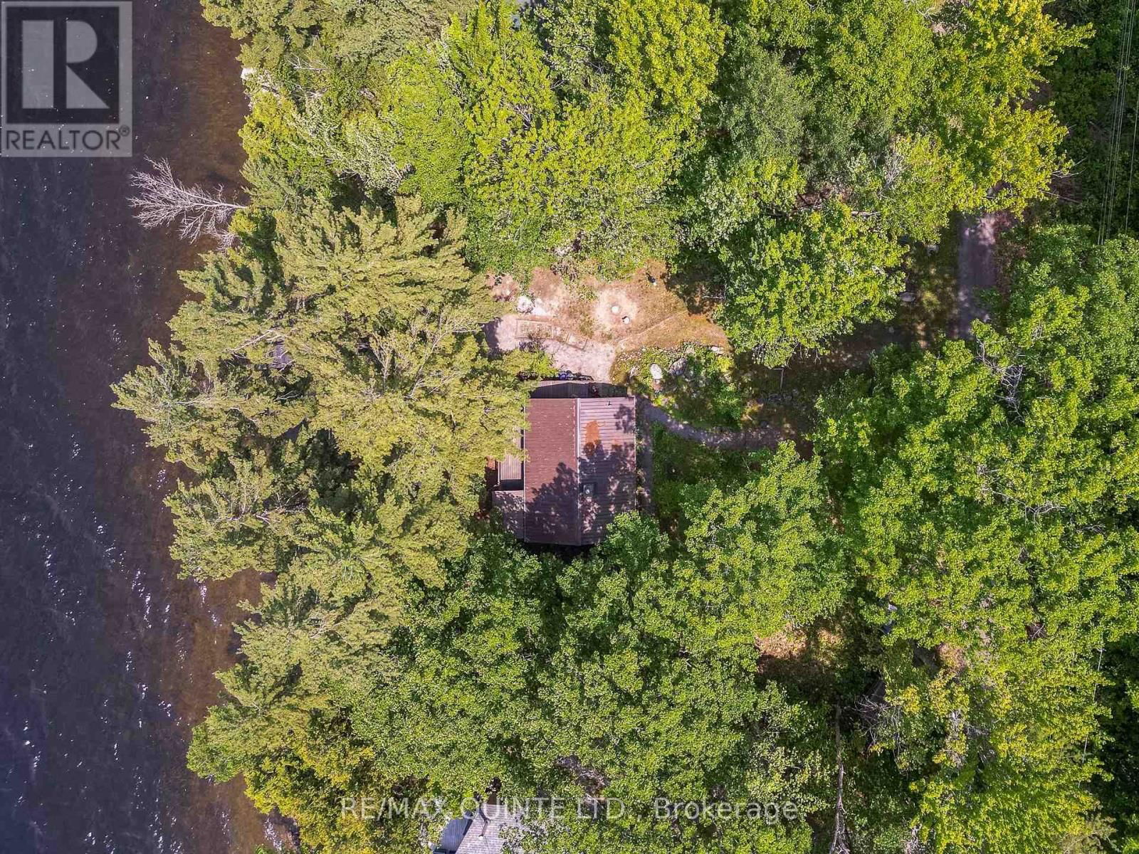44 SETTER LANE Image 45