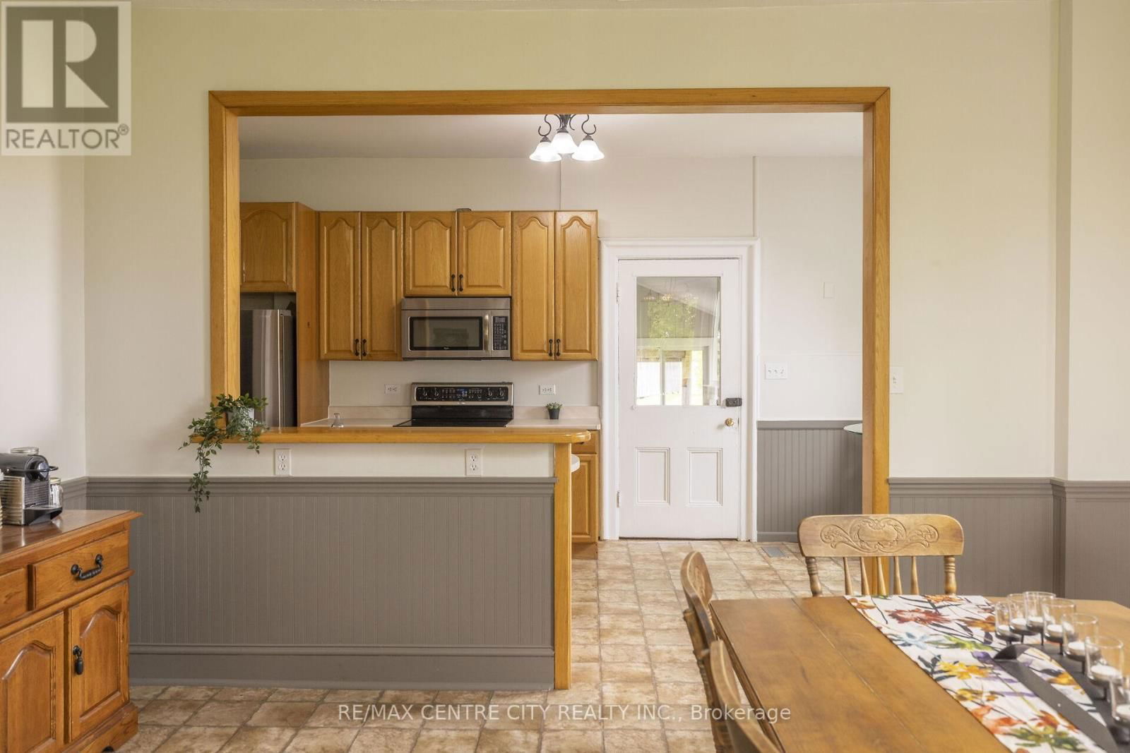 730 GARDEN OF EDEN ROAD Image 19