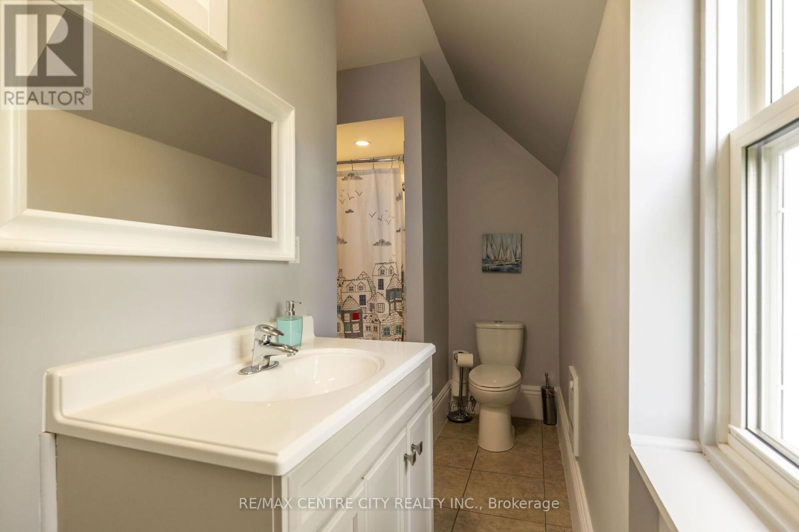 730 GARDEN OF EDEN ROAD Image 32
