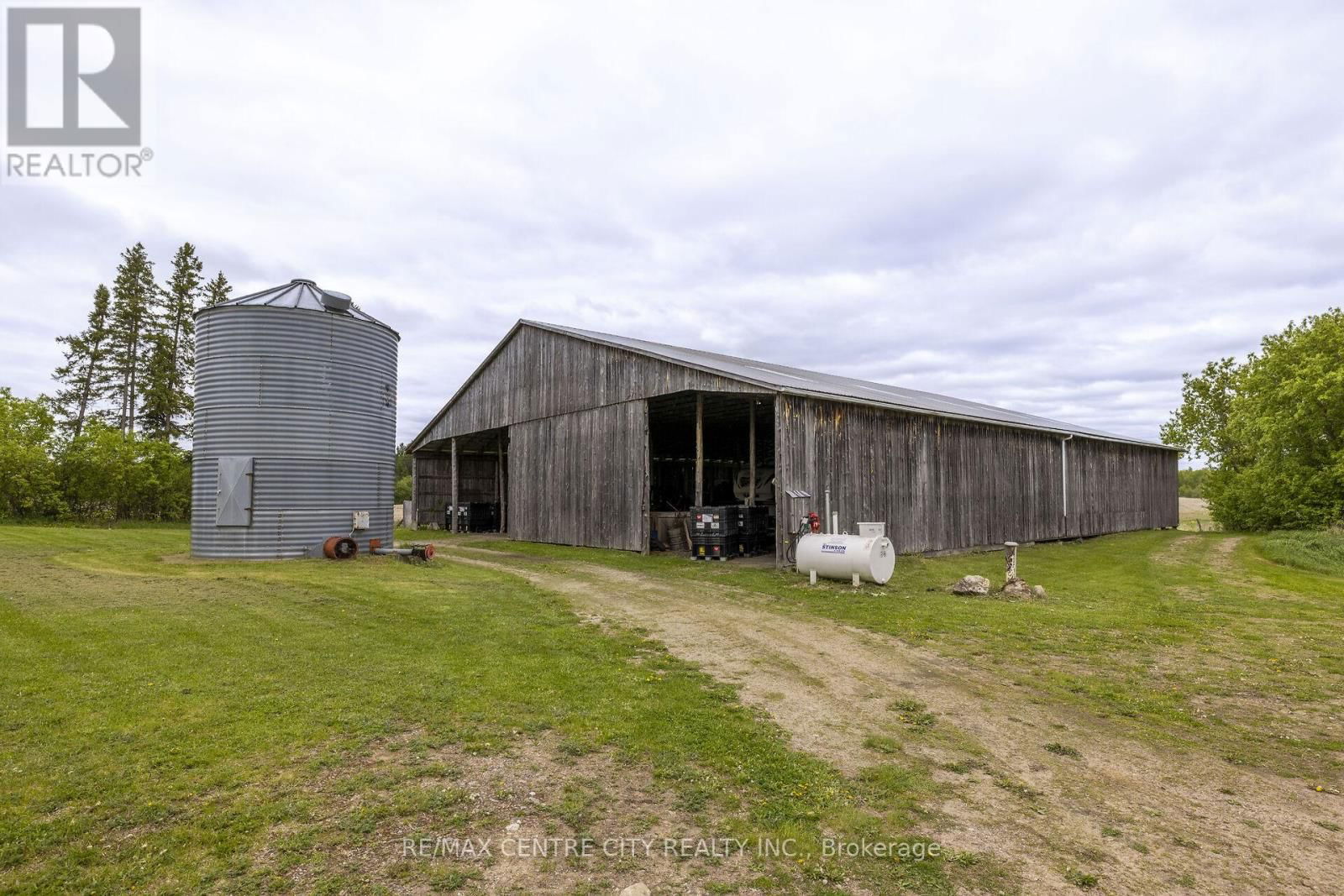 730 GARDEN OF EDEN ROAD Image 35