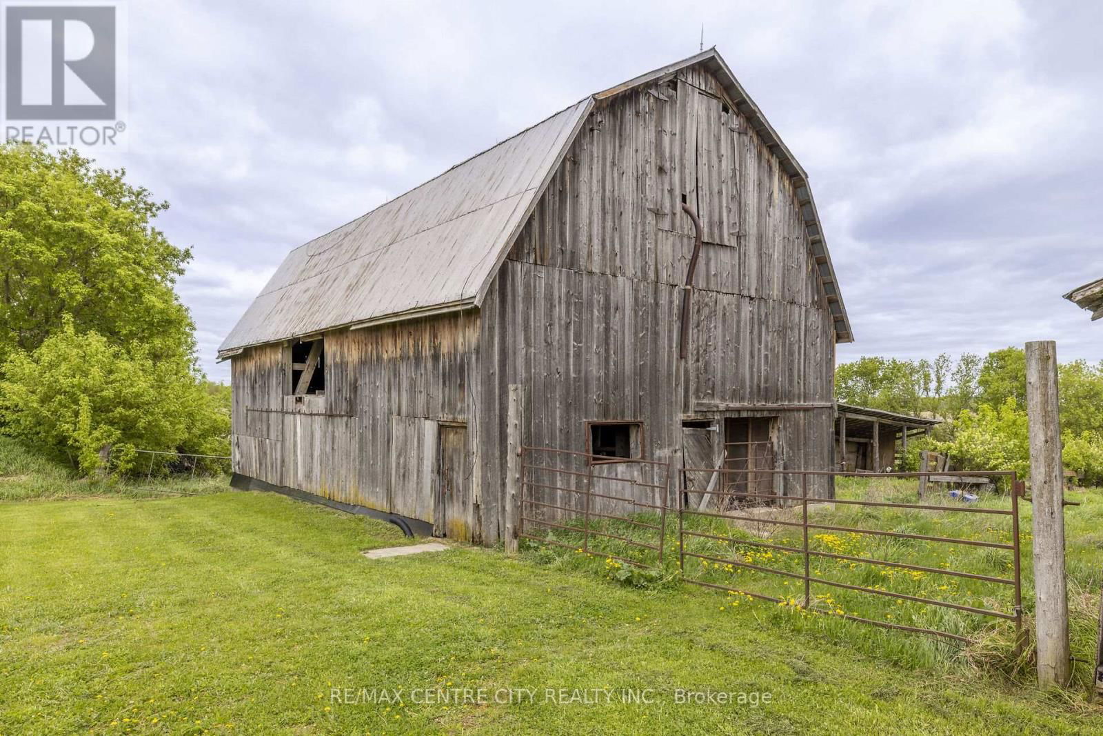 730 GARDEN OF EDEN ROAD Image 36