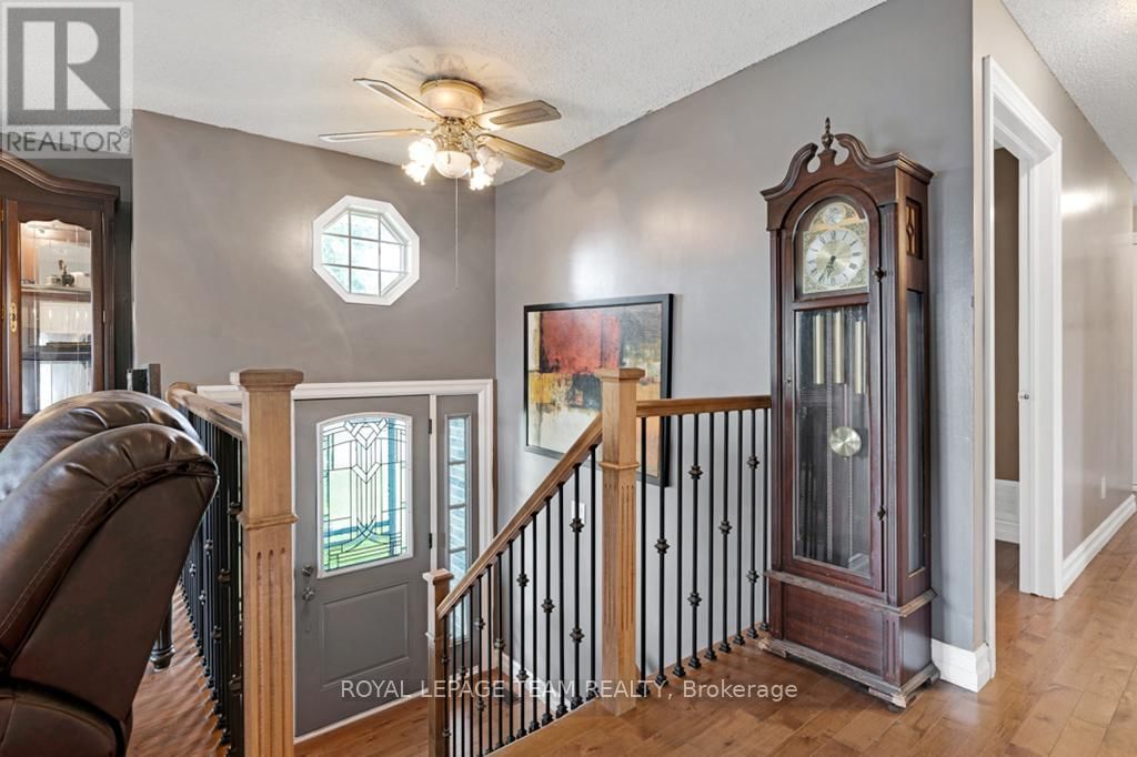 2244 SIMMS STREET Image 10
