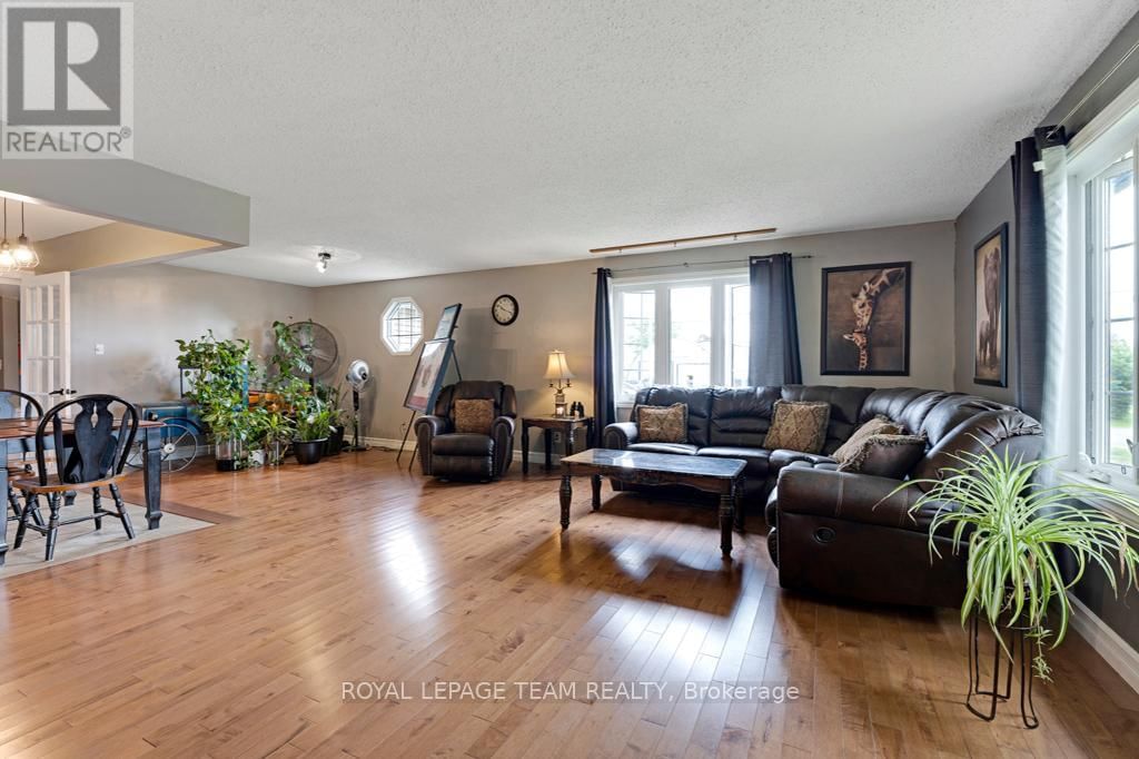 2244 SIMMS STREET Image 13
