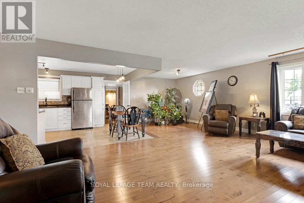2244 SIMMS STREET Image 14