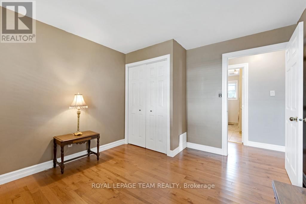 2244 SIMMS STREET Image 20