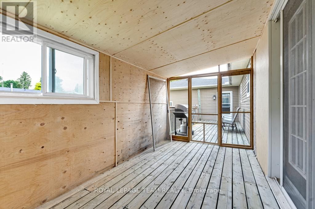 2244 SIMMS STREET Image 26
