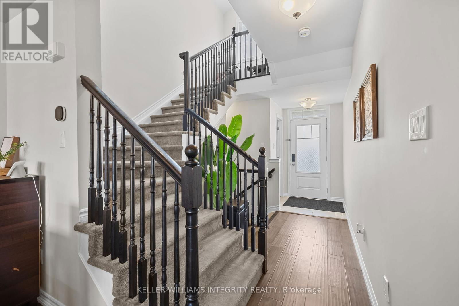 568 COPE DRIVE Image 3