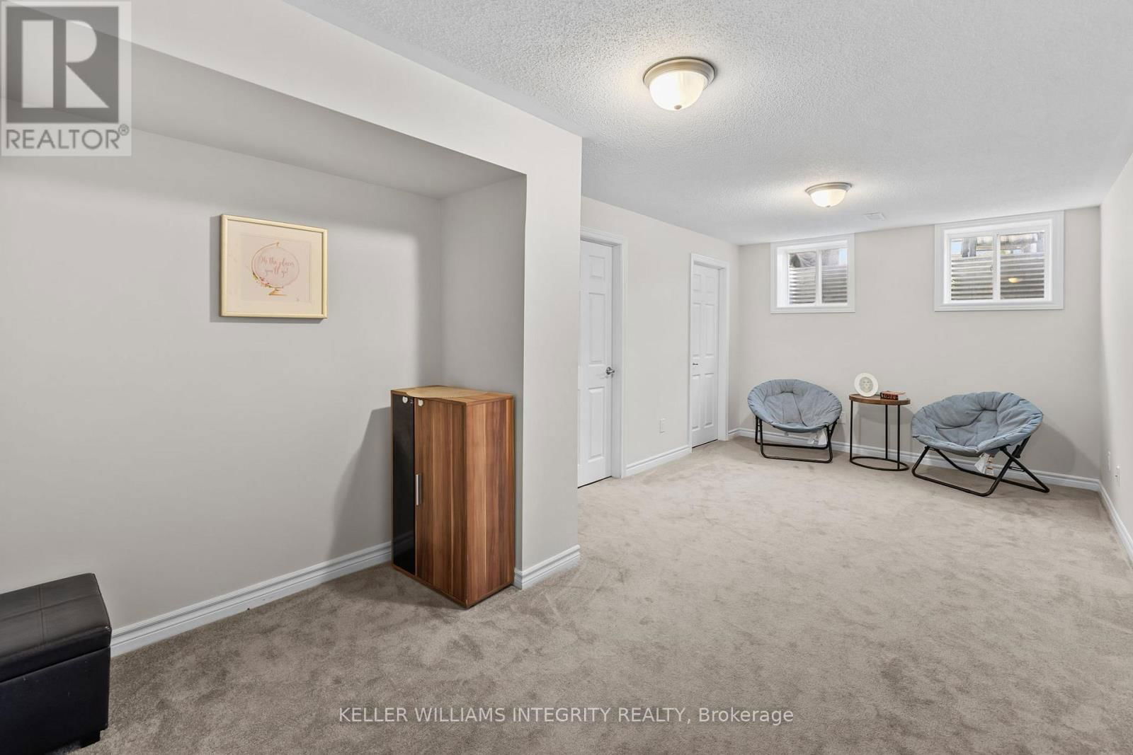 568 COPE DRIVE Image 32