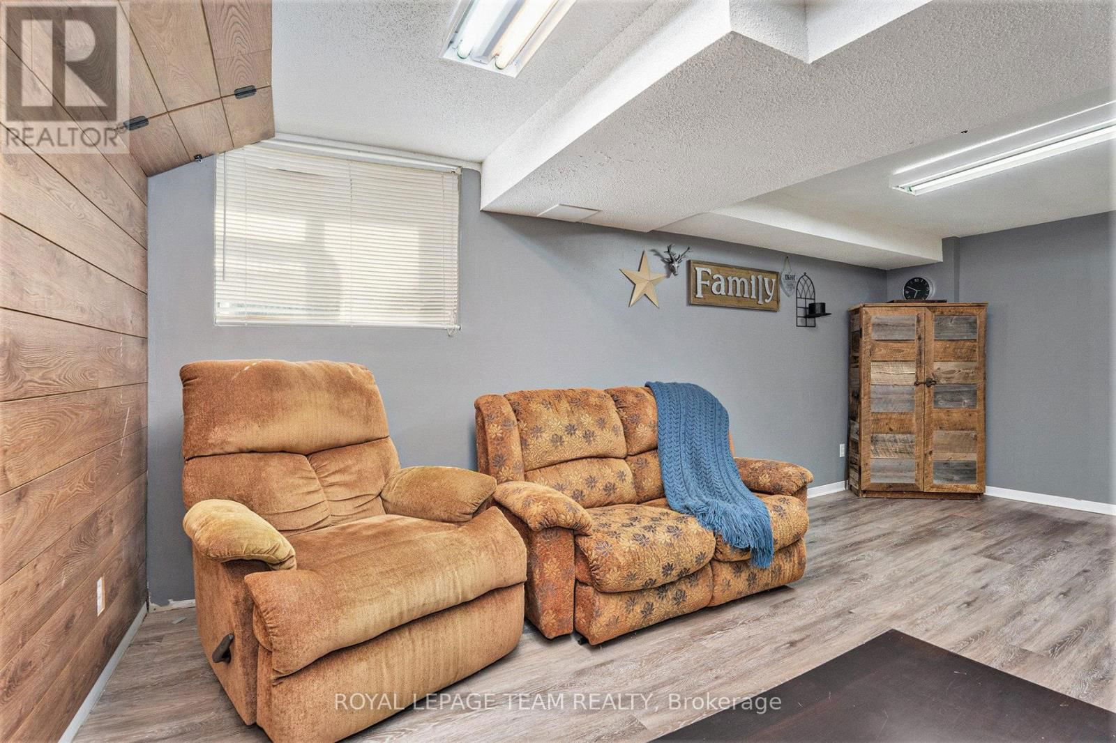 5 SUNNYBROOKE DRIVE Image 25