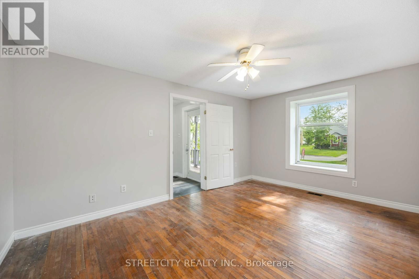 337 EUREKA STREET Image 12