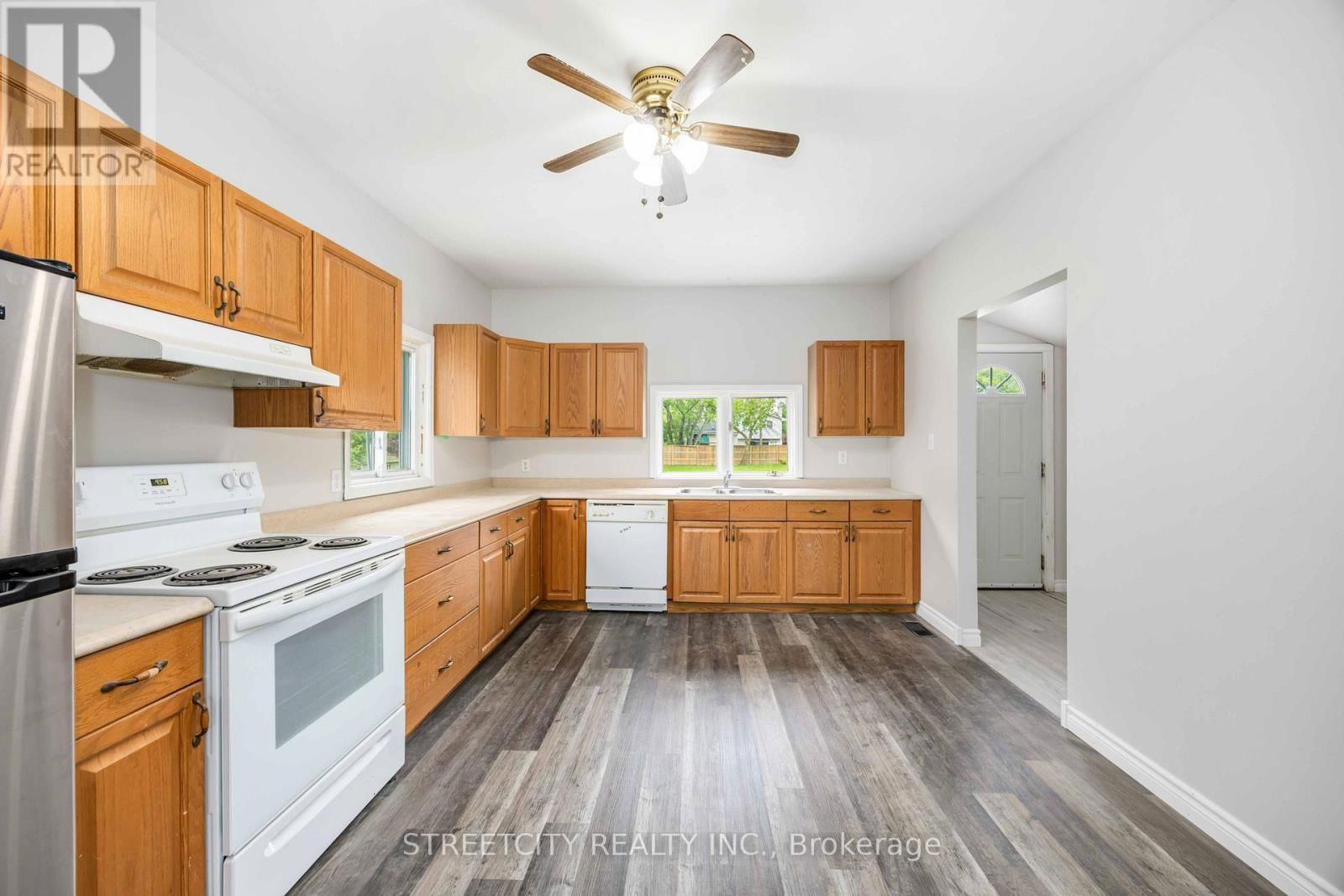 337 EUREKA STREET Image 13