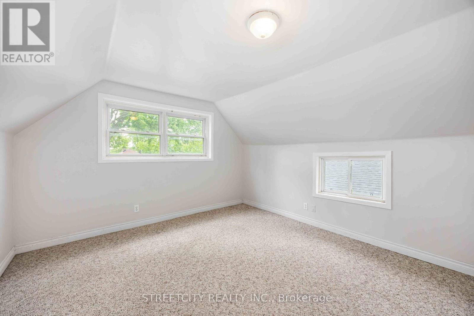 337 EUREKA STREET Image 19