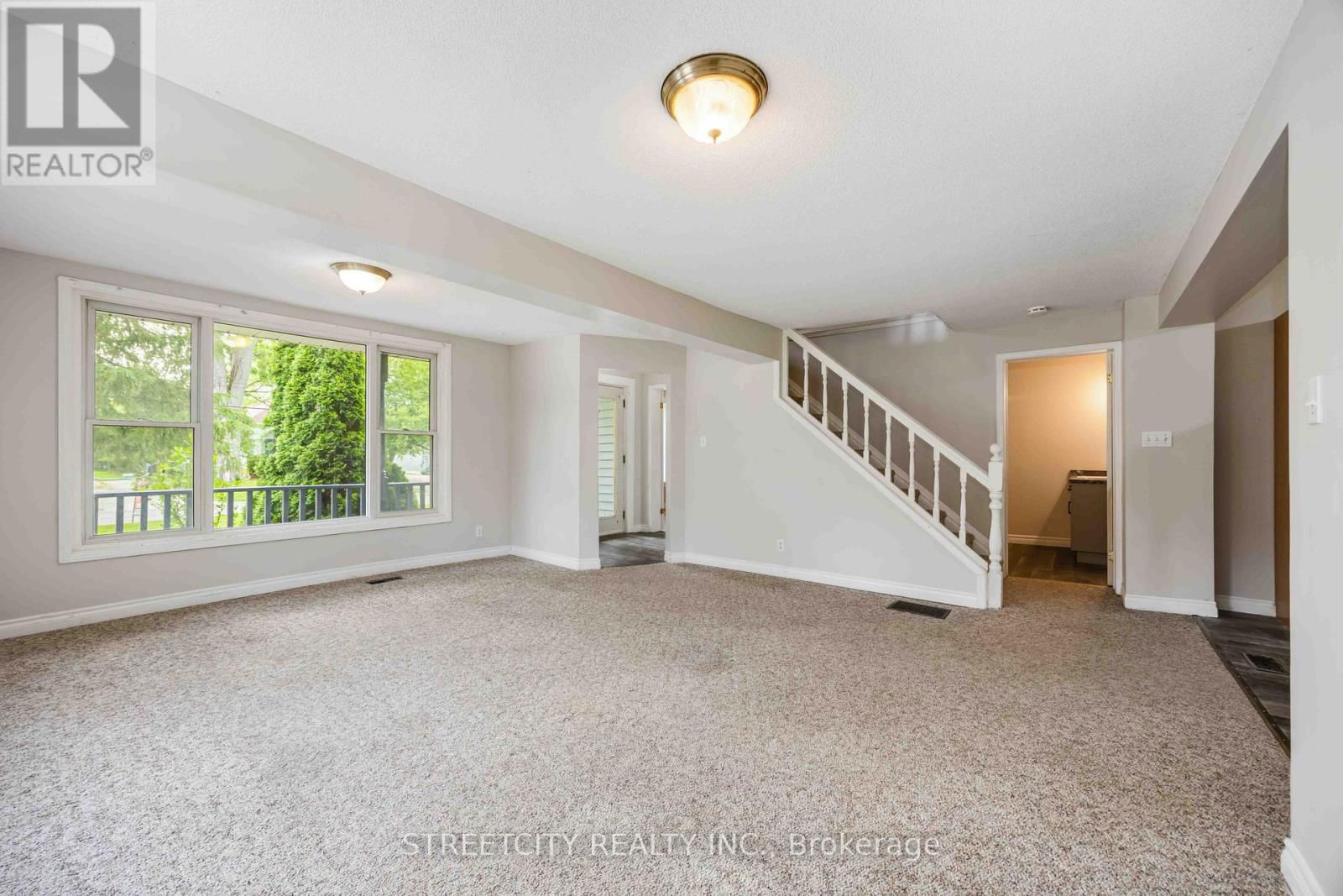 337 EUREKA STREET Image 5