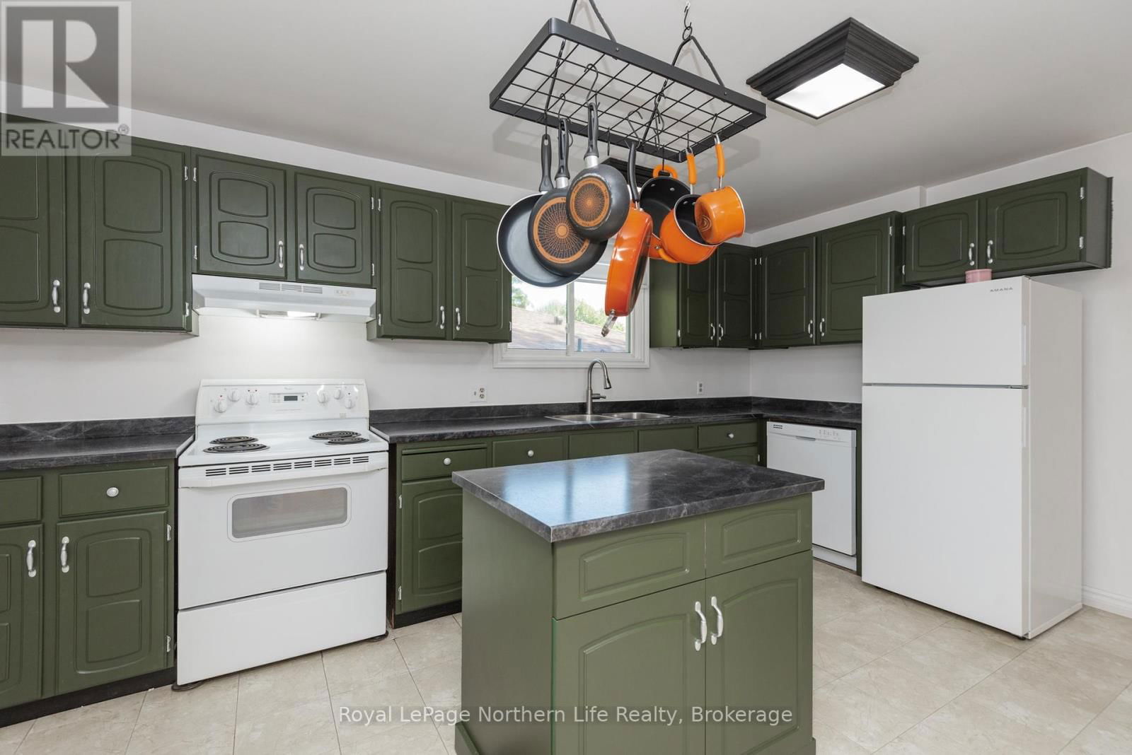 10 MASSEY DRIVE Image 18