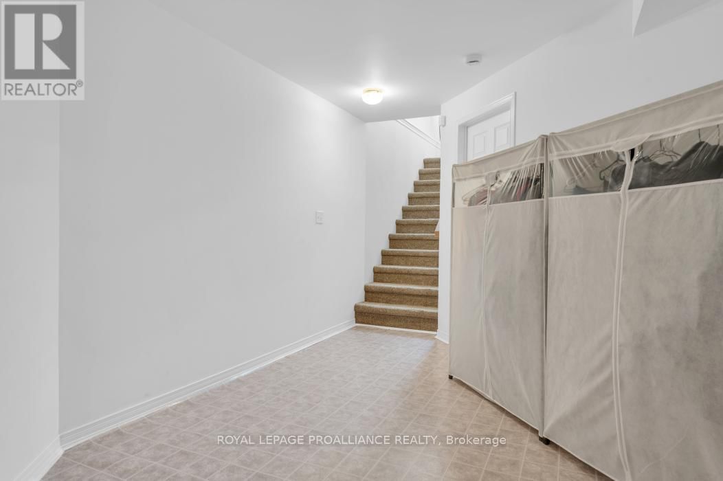 31 ALDER COURT Image 24