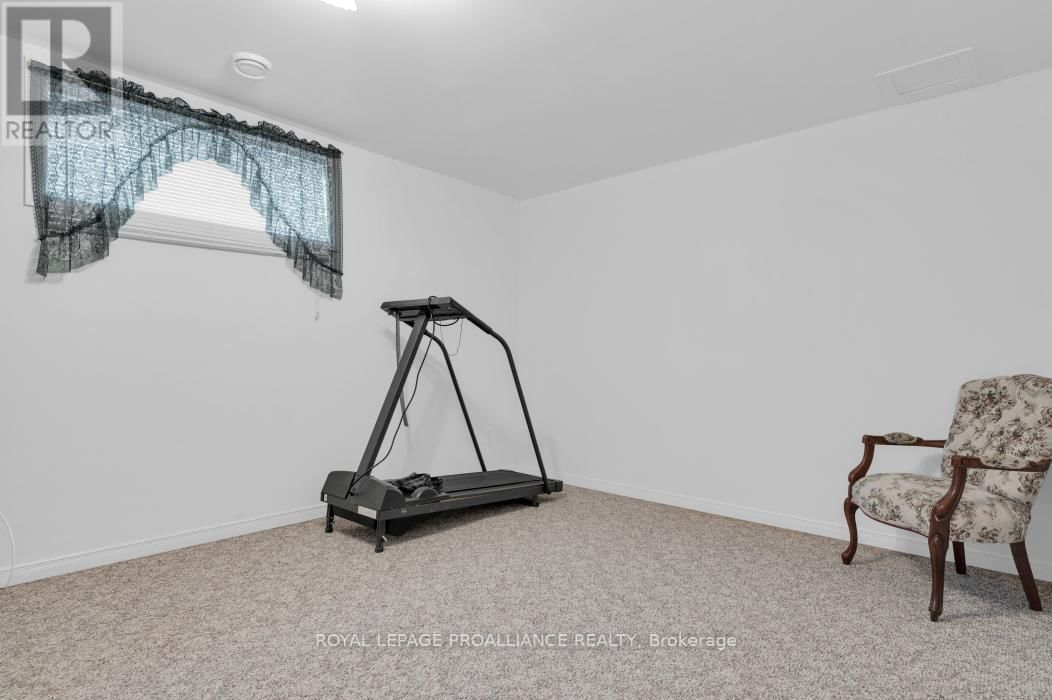 31 ALDER COURT Image 27