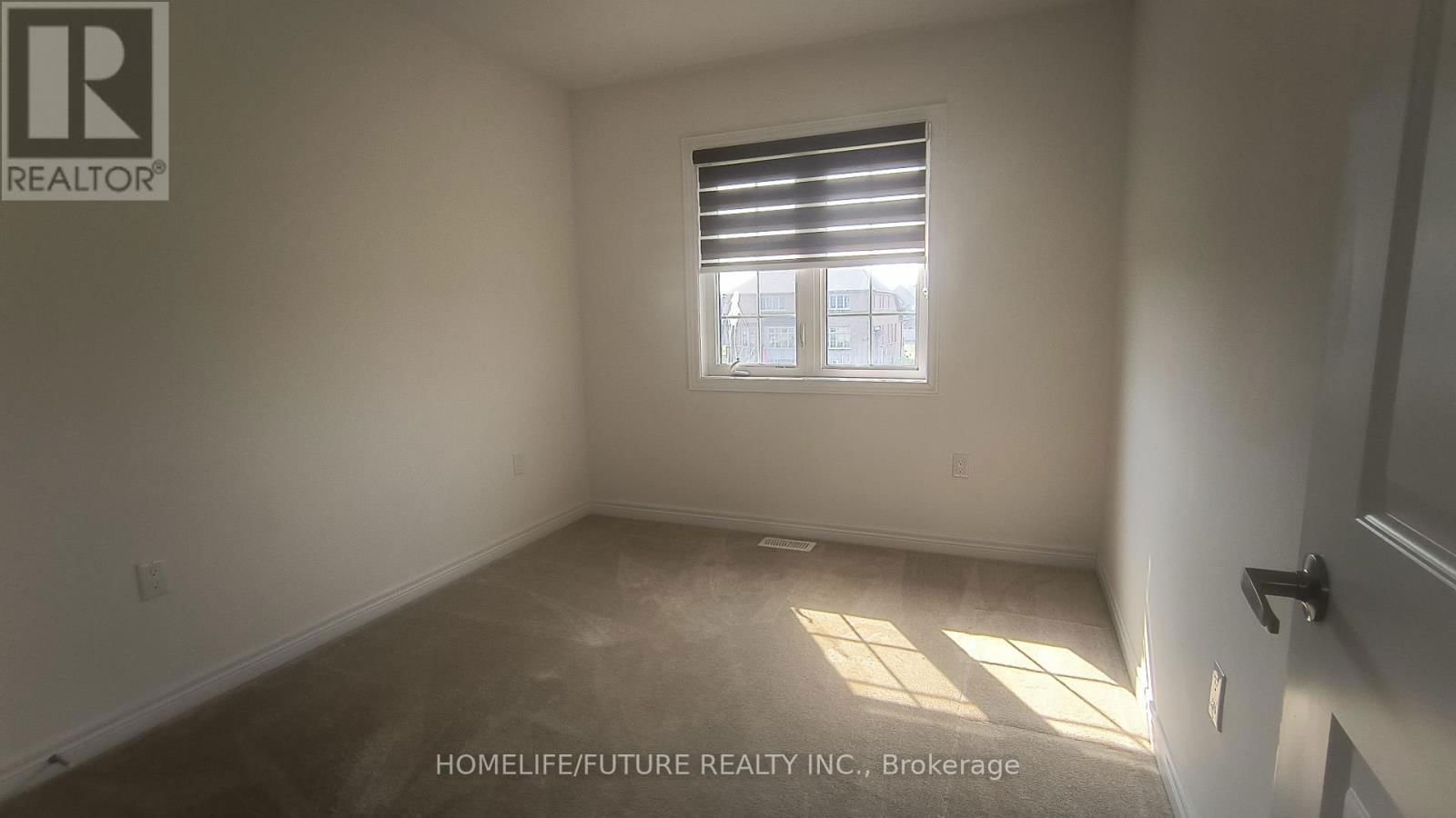 21 MONARCH ROAD Image 15